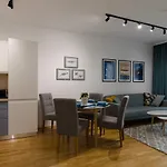 молинезия Apartament