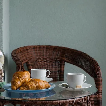 молинезия Lejlighed Sankt Konstantin & Helena